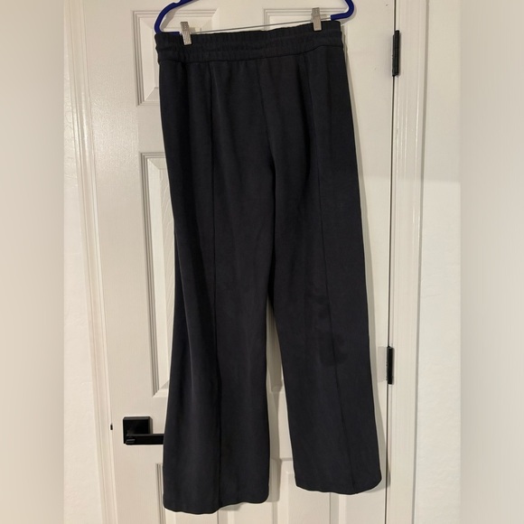 Lululemon Ribbed Softstreme High-Rise Pant 32.5 size 12 - Picture 3 of 4